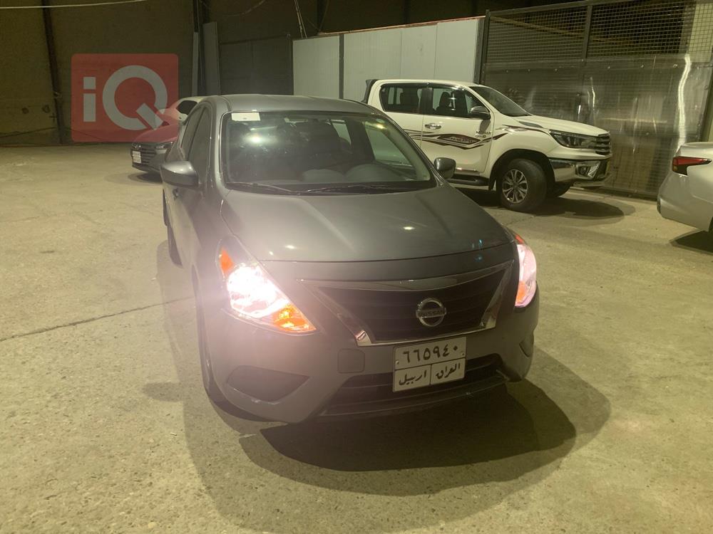 نیسان ڤێرسا